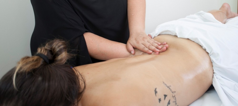 Clínica para Massagem Relaxante com Pedras Quentes Vila Guilherme - Massagem Relaxante Corporal