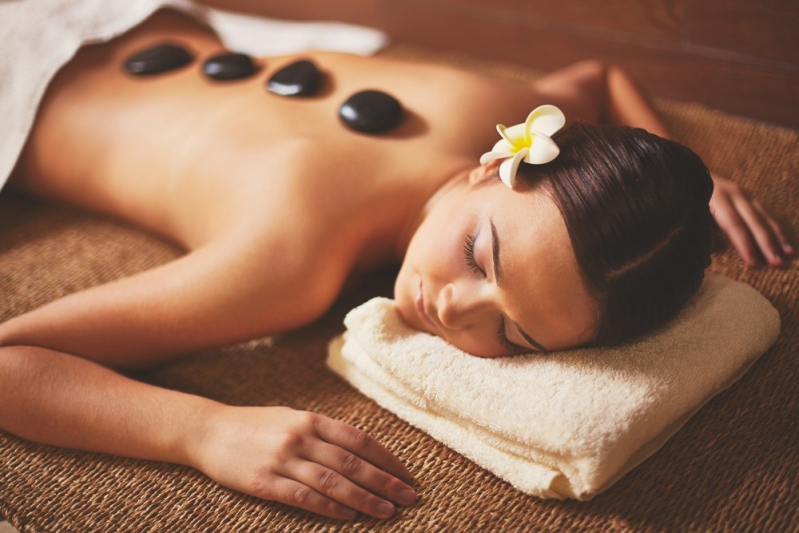 Massagem Relaxante com Pedras Quentes Jardim Sítio do Morro - Massagem Relaxante com Pedras